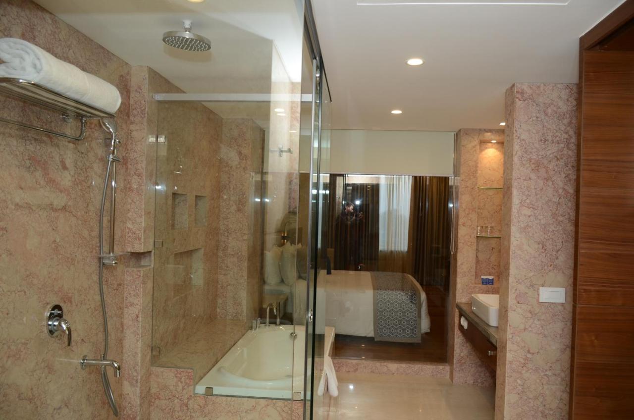 Viraj Sarovar Portico 잠무 외부 사진