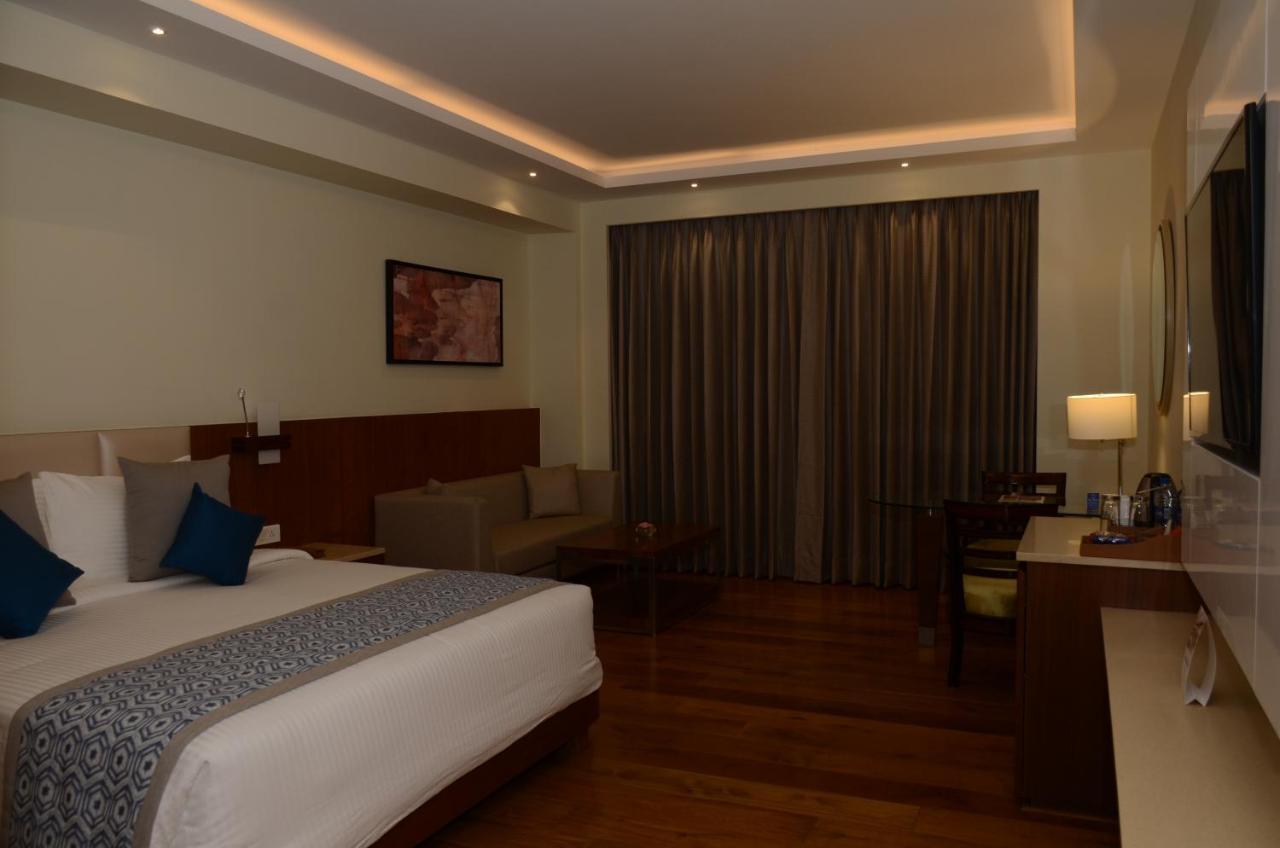 Viraj Sarovar Portico 잠무 외부 사진